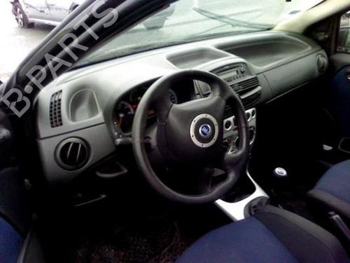 Bakluke CC/Kombi-Kupé FIAT PUNTO (188_) 1.9 JTD | BP19987044C6 