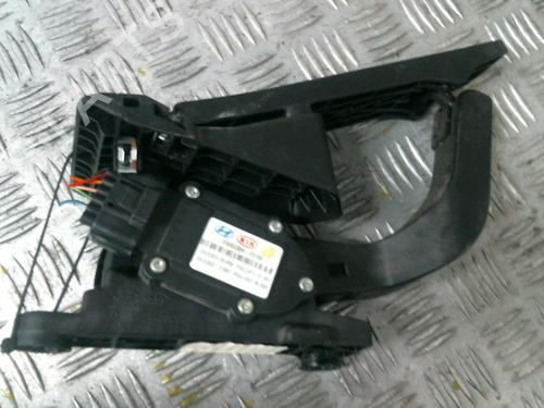 Used Pedal HYUNDAI ix35 (LM, EL, ELH) 2.0 CRDi 4WD (184 hp) 19998625