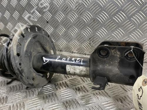 Used Right front shock absorber Right front shock absorber PEUGEOT 208 II (UB_, UP_, UW_, UJ_) 1.2 PureTech 75 (75 hp) 19972878 19972878