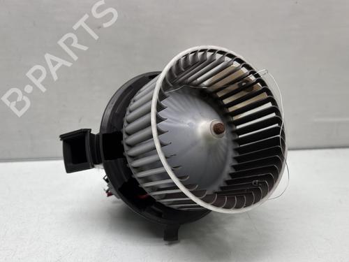 Used Heater blower motor RENAULT TWINGO III (BCM_, BCA_) 1.0 SCe 70 (BCMB) (69 hp) 32389440