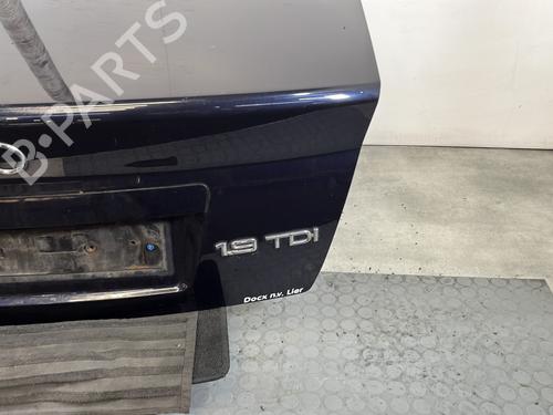 tailgate-audi-a4-b5-8d2-1994-1995-1996-1997-1998-1999-2000-2001-30316673 main image