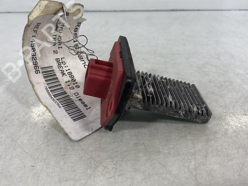 Used Heater resistor Heater resistor HYUNDAI LANTRA II Estate (J-2) 1.9 D (68 hp) 19981377 19981377
