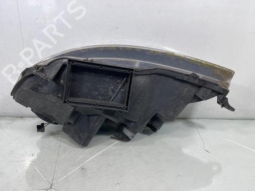 Optica direita Optica direita ALFA ROMEO 147 (937_) 1.9 JTD (937.AXD1A, 937.BXD1A, 937.AXV1A, 937.BXB1A,... (115 hp) 36162452 36162452