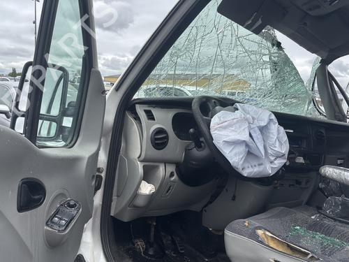 Front left quarter glass RENAULT MASTER II Van (FD) 2.2 dCI 90 (FD0G, FD0N, FD2G, FD2N, FD3G, FD3N) | BP28279962C111 