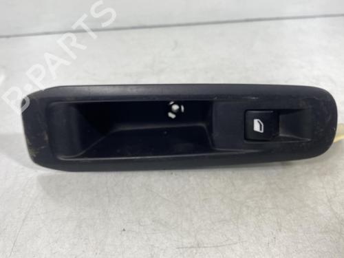 Used Right rear window switch Right rear window switch PEUGEOT 308 SW II (LC_, LJ_, LR_, LX_, L4_) 1.2 THP 130 (131 hp) 19994310 19994310