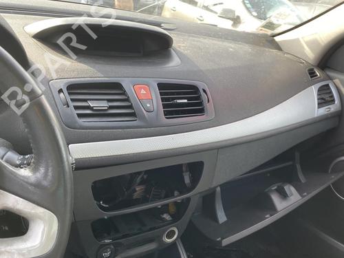 Fuse box RENAULT MEGANE III Hatchback (BZ0/1_, B3_) 1.5 dCi | BP19966297E1 