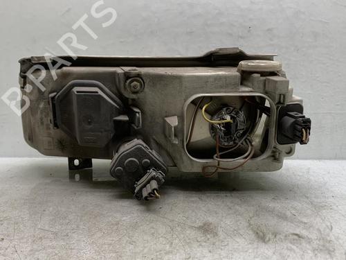 Used Right headlight Right headlight VW PASSAT B3/B4 Variant (3A5, 35I) 1.9 TDI (90 hp) 20021556 20021556