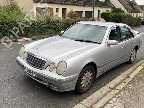 Left headlight MERCEDES-BENZ E-CLASS (W210) E 220 CDI (210.006) | BP22805372C28 