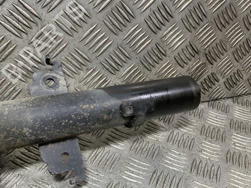 Used Right front shock absorber Right front shock absorber RENAULT MEGANE IV Hatchback (B9A/M/N_) 1.5 dCi 110 (B9A3) (110 hp) 31712304 31712304