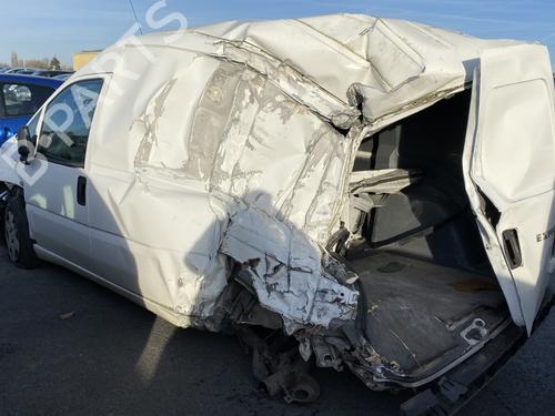 Left front door PEUGEOT EXPERT Van (222) 2.0 HDI | BP24054777C2 