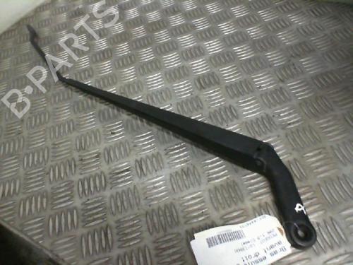 Used Front windshield wiper arm PEUGEOT 206 Hatchback (2A/C) 1.9 D (69 hp) 20020460