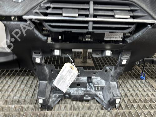 Dashboard PEUGEOT 2008 II (UD_, US_, UY_, UJ_, UR_, UC_) 1.2 PureTech 130 (USHNS, URHNS) | BP28317962C46 