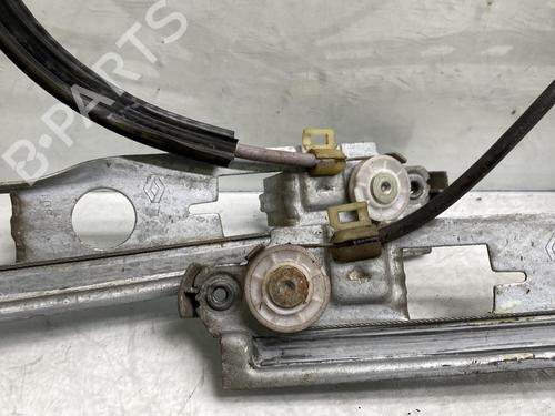 Used Front right window mechanism RENAULT MEGANE II (BM0/1_, CM0/1_) 1.5 dCi (BM1E, CM1E) (106 hp) 19955544