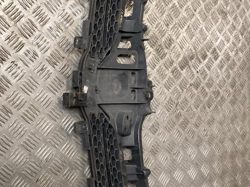 Used Grille TOYOTA COROLLA Verso (ZER_, ZZE12_, R1_) 2.2 D-4D (AUR10_, AUR10R) (136 hp) 20011347