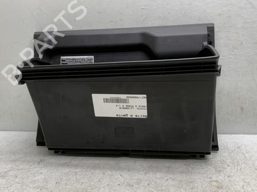 Used Glove box TOYOTA YARIS (_P13_) [2010-2020]  19973937