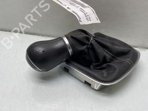 Used Shift knob VW POLO V (6R1, 6C1) 1.0 (75 hp) 31628936