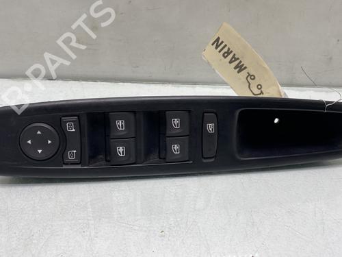 Venstre fortil elrude kontakt RENAULT SCÉNIC III (JZ0/1_) 1.5 dCi (110 hp) 31134932