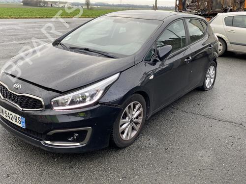 Pièces Détachées Usagées KIA CEE'D (JD) 1.0 T-GDI (120 hp) 4163812