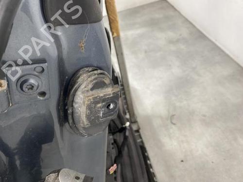 Used Right rear door Right rear door 19967060 19967060