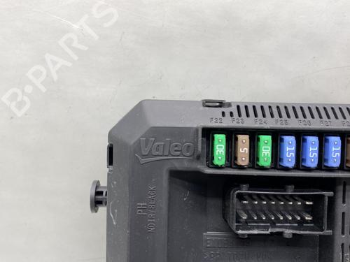 Fuse box PEUGEOT 208 I (CA_, CC_) 1.2 VTI 82 | BP26389064E1 