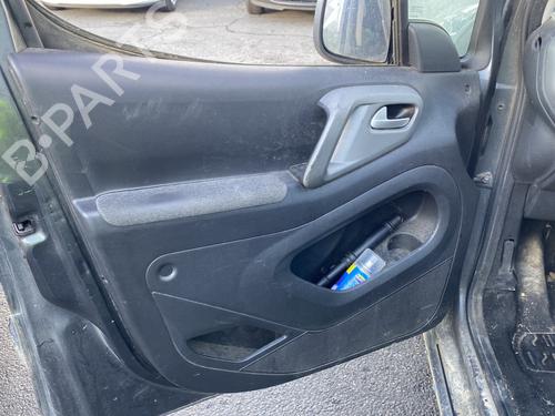 Ruitenwissermotor achter CITROËN BERLINGO MULTISPACE (B9) 1.6 BlueHDi 100 | BP24367831M102 