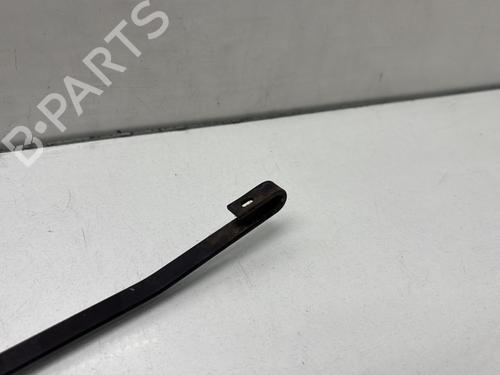 Used Rear windshield wiper arm Rear windshield wiper arm 29413480 29413480