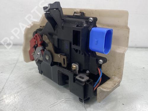 front-left-lock-vw-touran-1t1-1t2-2003-2004-2005-2006-2007-2008-2009-2010-2011-32441372 main image