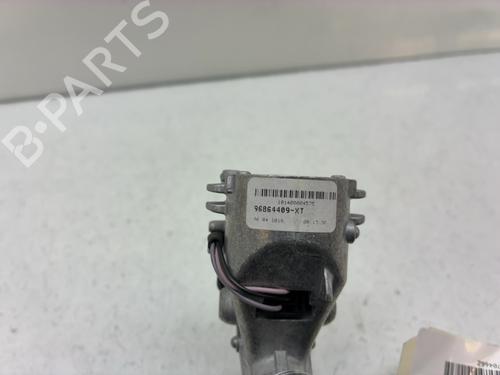 rear-mirror-ds-ds-3-convertible-sb_-2015-2016-2017-2018-2019-39607089 main image