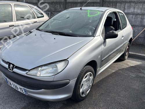 Used Parts PEUGEOT 206 Hatchback (2A/C) 1.4 i (75 hp) 4305821