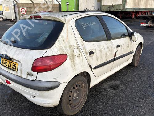 Frontplate/Frontkurv PEUGEOT 206 Hatchback (2A/C) 1.9 D | BP25483702C72 