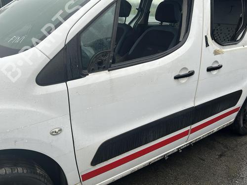 Engine control unit (ECU) CITROËN BERLINGO MULTISPACE (B9) 1.6 HDi 110 | BP21196912M57 