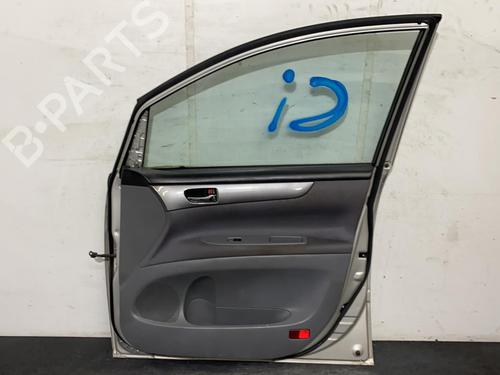 Used Right front door TOYOTA AVENSIS VERSO (_M2_) 2.0 D (CLM20_, CLM20R) (116 hp) 20000093