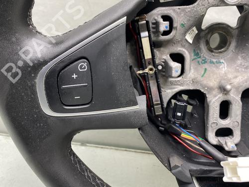 steering-wheel-renault-captur-i-j5_-h5_-2013-23764437 main image