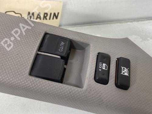 Used Left front window switch Left front window switch TOYOTA YARIS (_P9_) 1.4 D-4D (NLP90_, NLP90R) (90 hp) 27404721 27404721