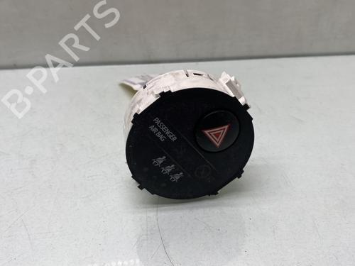 Used Warning switch TOYOTA YARIS (_P13_) 1.0 (KSP130_, KSP130) (69 hp) 30719864