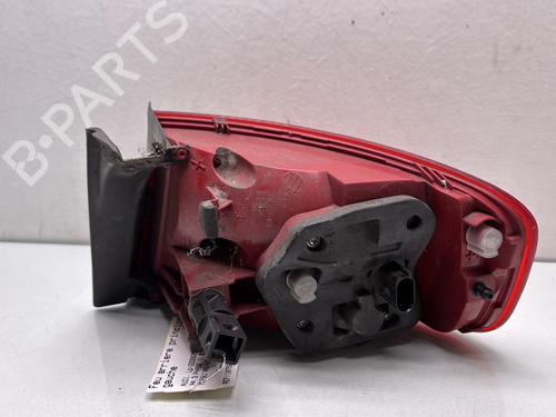 left-taillight-audi-a4-b8-8k2-2007-2008-2009-2010-2011-2012-2013-2014-2015-2016-2017-28072094 main image