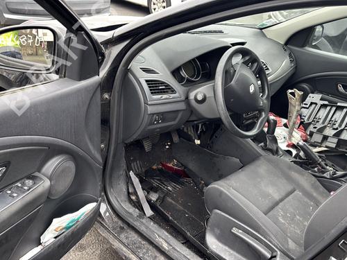 Fuse box RENAULT MEGANE III Hatchback (BZ0/1_, B3_) 1.5 dCi (BZ0C) | BP26715252E1  - Image 14
