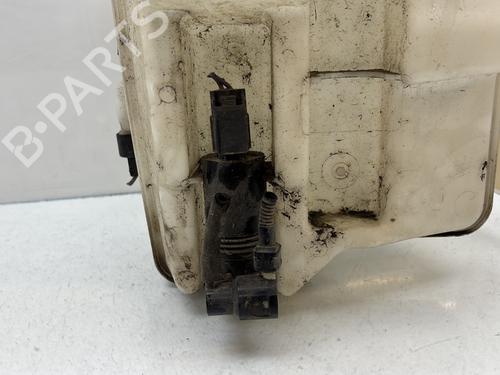 Windscreen washer tank VOLVO V40 Hatchback (525) D2 | BP32469933C113