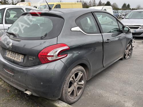 Left front fog light PEUGEOT 208 I (CA_, CC_) 1.6 HDi | BP30751380C30 