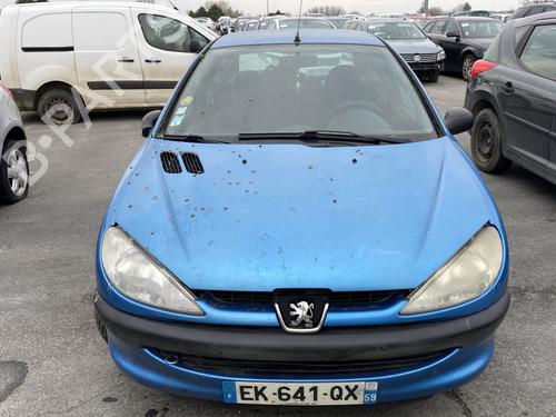 Błotnik przedni lewy PEUGEOT 206 Hatchback (2A/C) 1.1 i | BP28184900C41 