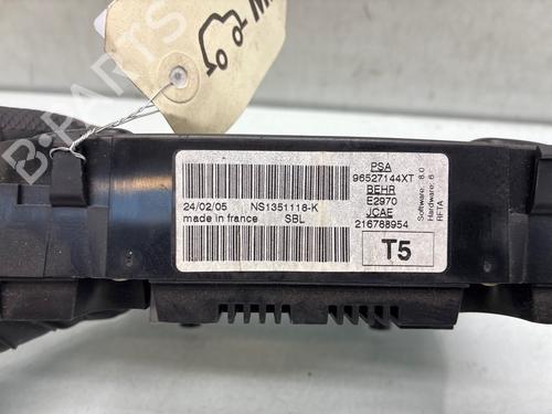 Used Climate control Climate control 37249581 37249581