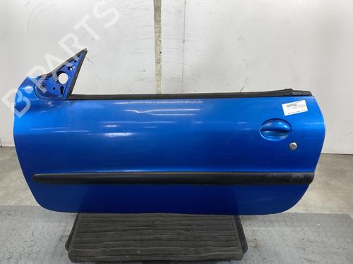 Used Left front door PEUGEOT 206 CC (2D) 1.6 16V (2DNFUF, 2DNFUR) (109 hp) 25334986