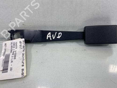 Used Seat buckle TOYOTA YARIS (_P1_) 1.0 (SCP10_, SCP10R) (65 hp) 28581274