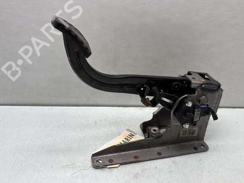 Used Clutch pedal HYUNDAI i20 II (GB, IB) 1.4 CRDi (90 hp) 29286939
