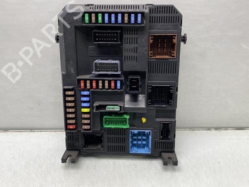 Used Fuse box Fuse box PEUGEOT 208 I (CA_, CC_) 1.0 VTi (68 hp) 20659838 20659838