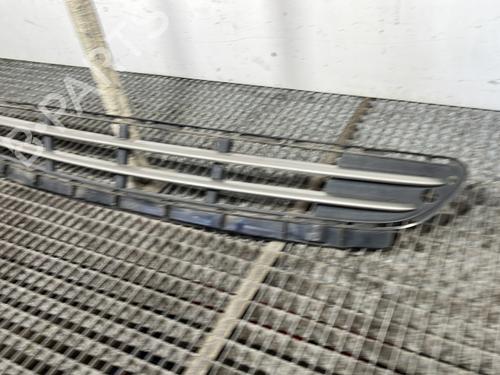 grille-mercedes-benz-c-class-w203-2000-2001-2002-2003-2004-2005-2006-2007-27493246 main image