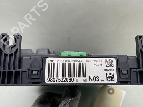 Fuse box PEUGEOT 208 I (CA_, CC_) 1.4 VTi | BP24200300E1
