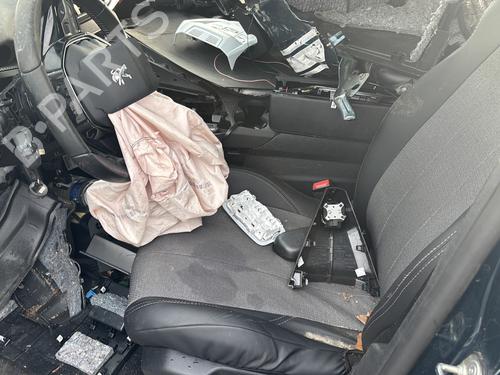 Front left door window PEUGEOT 5008 II (MC_, MJ_, MR_, M4_) 1.2 THP (MRHNYH, MRHNYW, MRHNSJ, MRHNSU, MRHNSM) | BP32396471C18