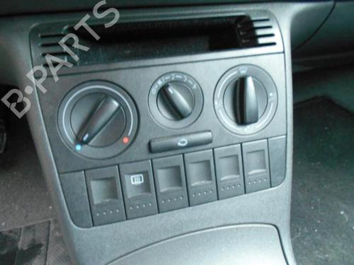 Right taillight VW POLO (6N2)  | BP19987020C35 