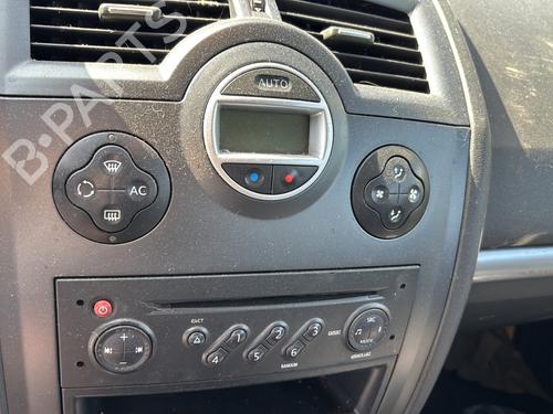 Front left door window RENAULT MEGANE II (BM0/1_, CM0/1_) 1.5 dCi (BM02, BM13, BM2A, CM02, CM13) | BP32389335C18